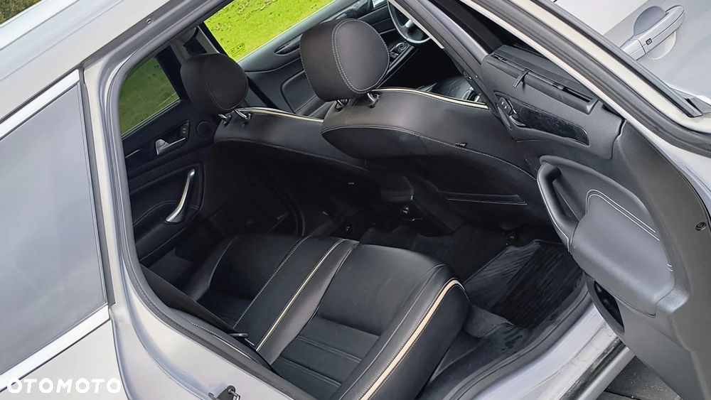 Ford Mondeo 2.0 TDCi Titanium X - 12