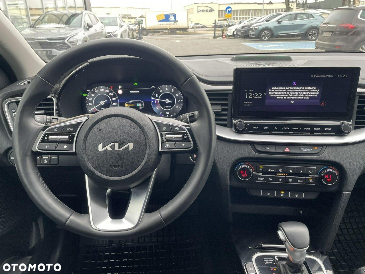 Kia XCeed - 13