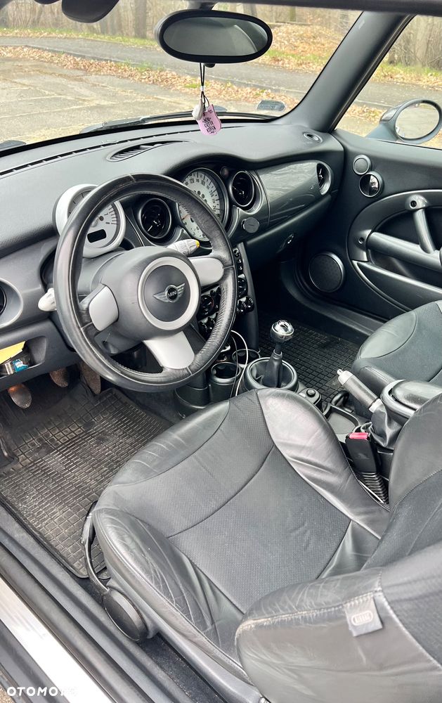 MINI Cooper Standard - 9