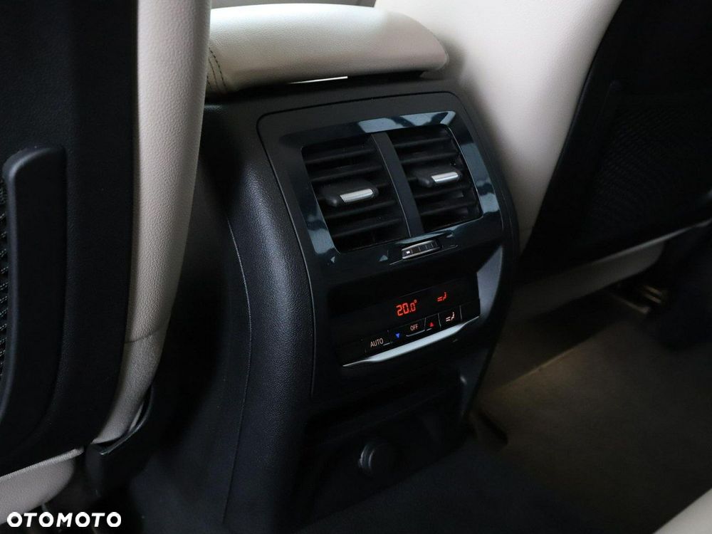 BMW X4 xDrive25d xLine - 41