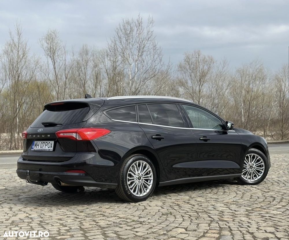 Ford Focus 2.0 EcoBlue Titanium Business - 4