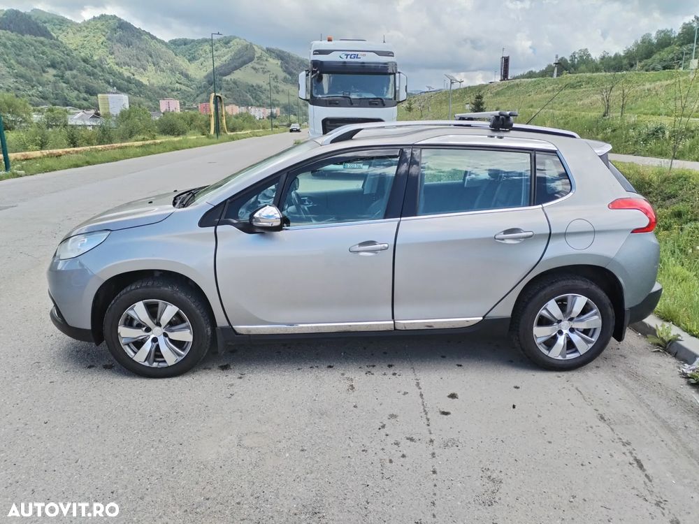 Peugeot 2008 1.2 PureTech Turbo S&S Allure - 1