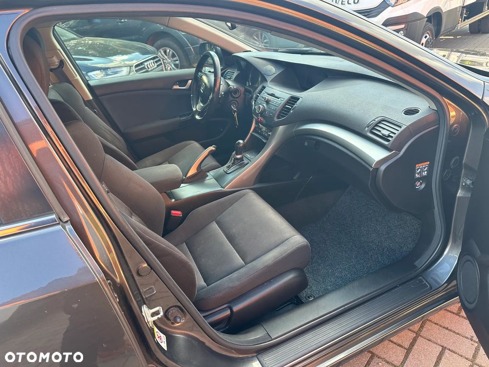 Honda Accord - 12