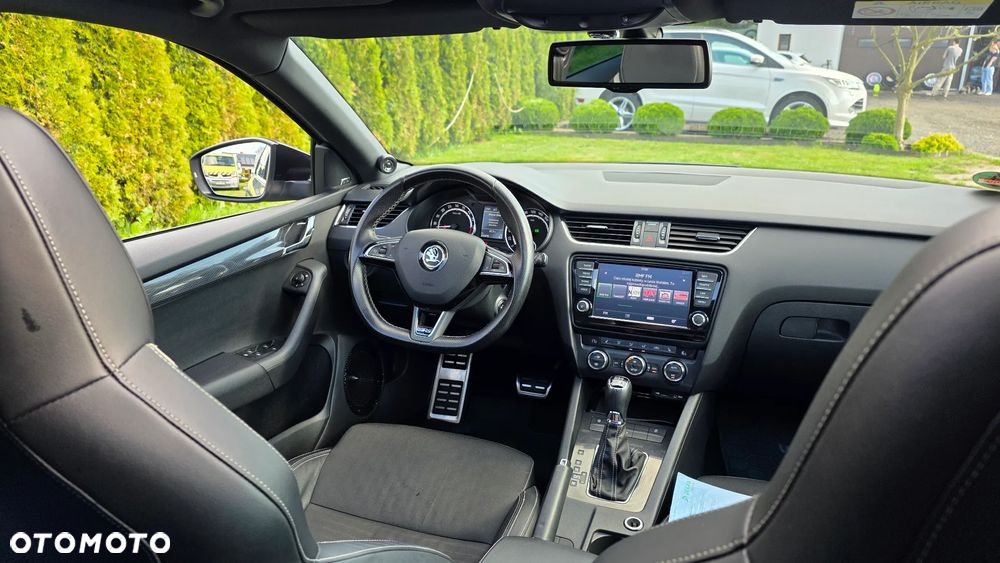 Skoda Octavia 2.0 TDI RS DSG - 19