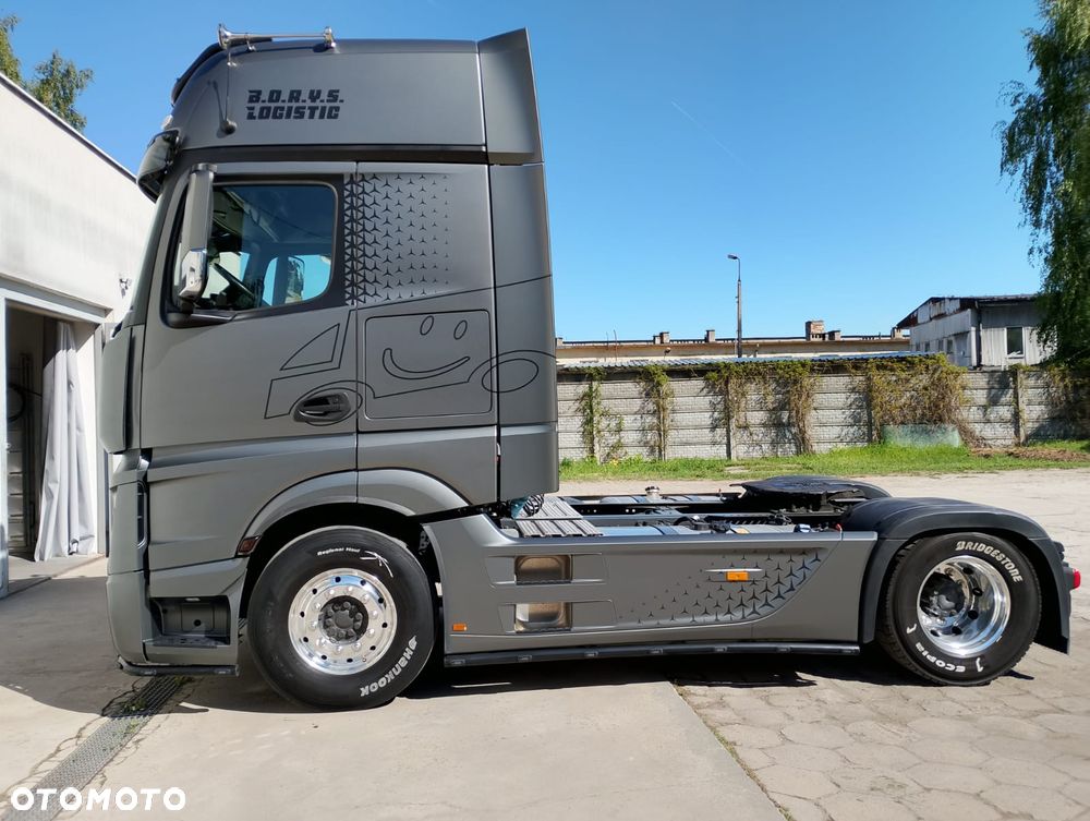 Mercedes-Benz ACTROS - 2