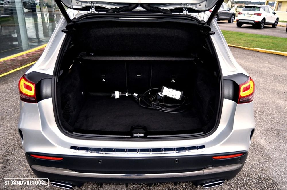 Mercedes-Benz GLA 250 e AMG Line - 46