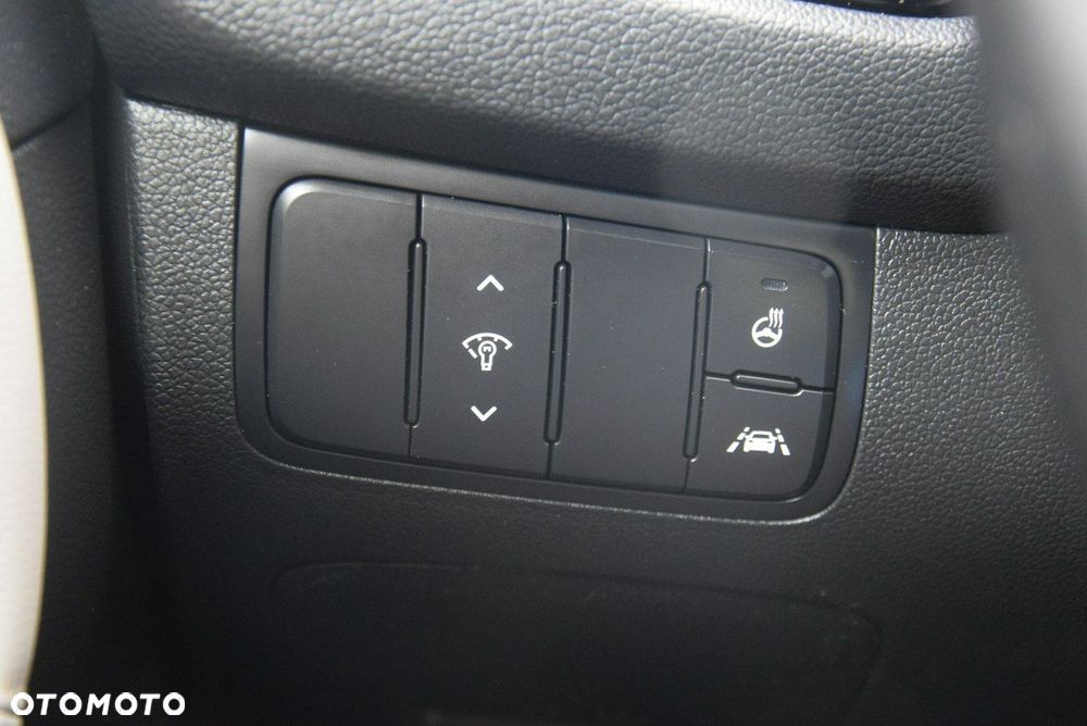 Kia Ceed 1.6 CRDi 128 ISG Spirit - 24