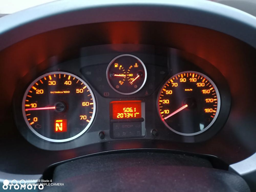 Citroën Berlingo e-HDi 90 FAP EGS6 Multispace - 12