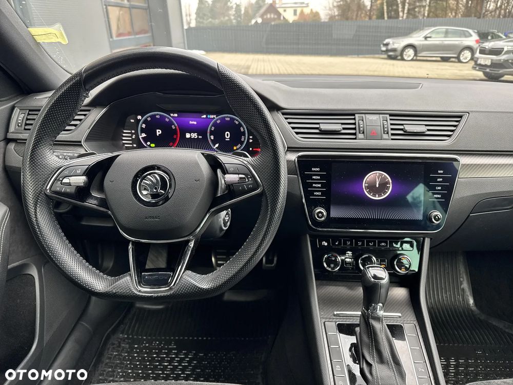 Skoda Superb 1.5 TSI Sportline DSG - 9