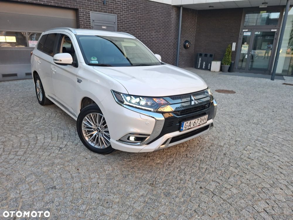 Mitsubishi Outlander Intense - 3