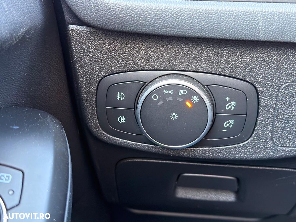 Ford Focus 1.0 EcoBoost Hybrid COOL&CONNECT - 18