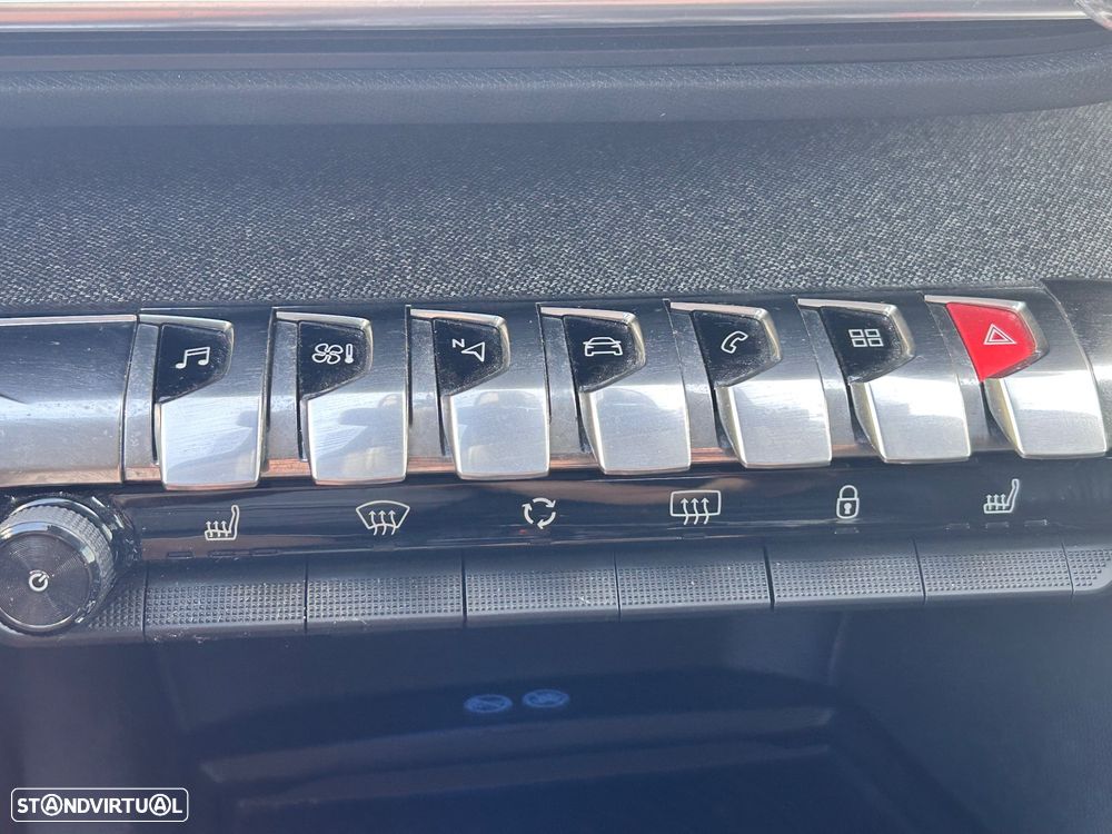 Peugeot 3008 PureTech 130 Stop & Start GPF EAT8 Allure - 14