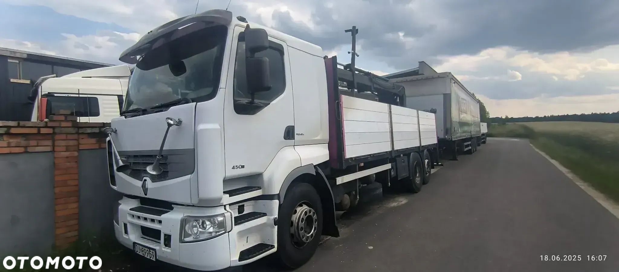 Renault PREMIUM ROUTE 460 - 1