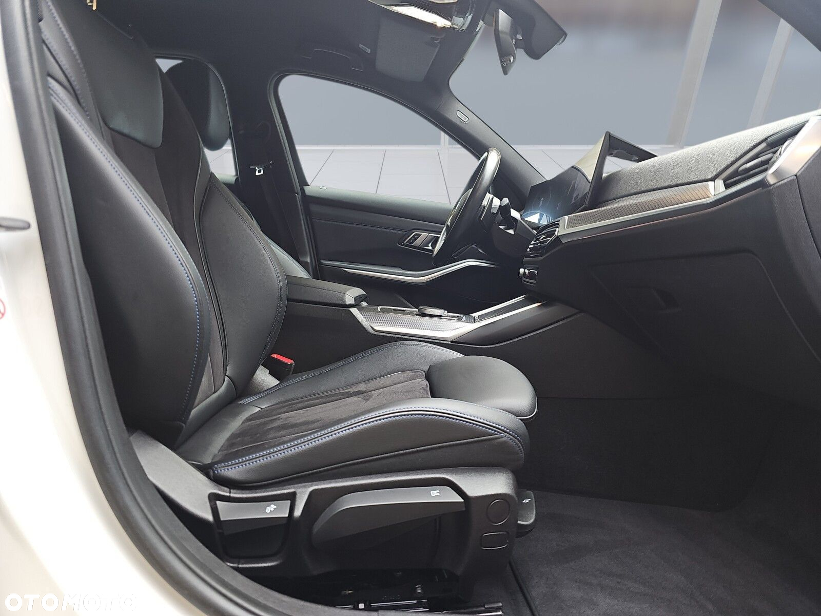 BMW Seria 3 320d xDrive M Sport sport - 21