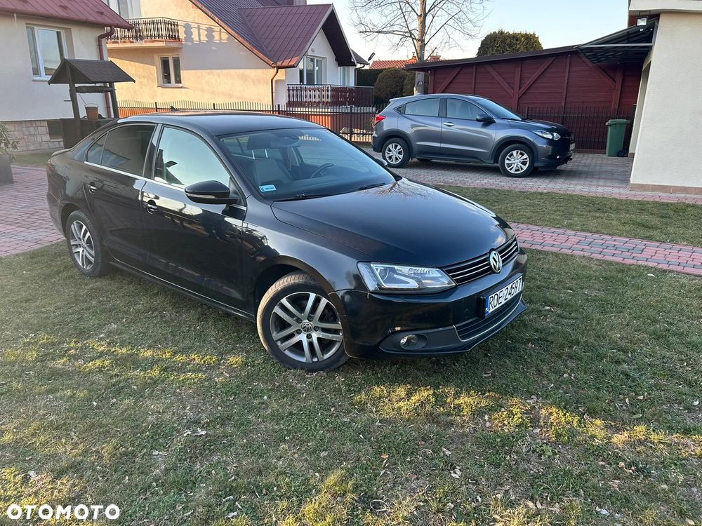 Volkswagen Jetta 1.4 TSI Highline DSG - 4