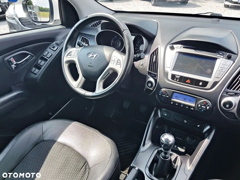 Hyundai ix35 2.0 CRDi 4WD Finale Gold - 26