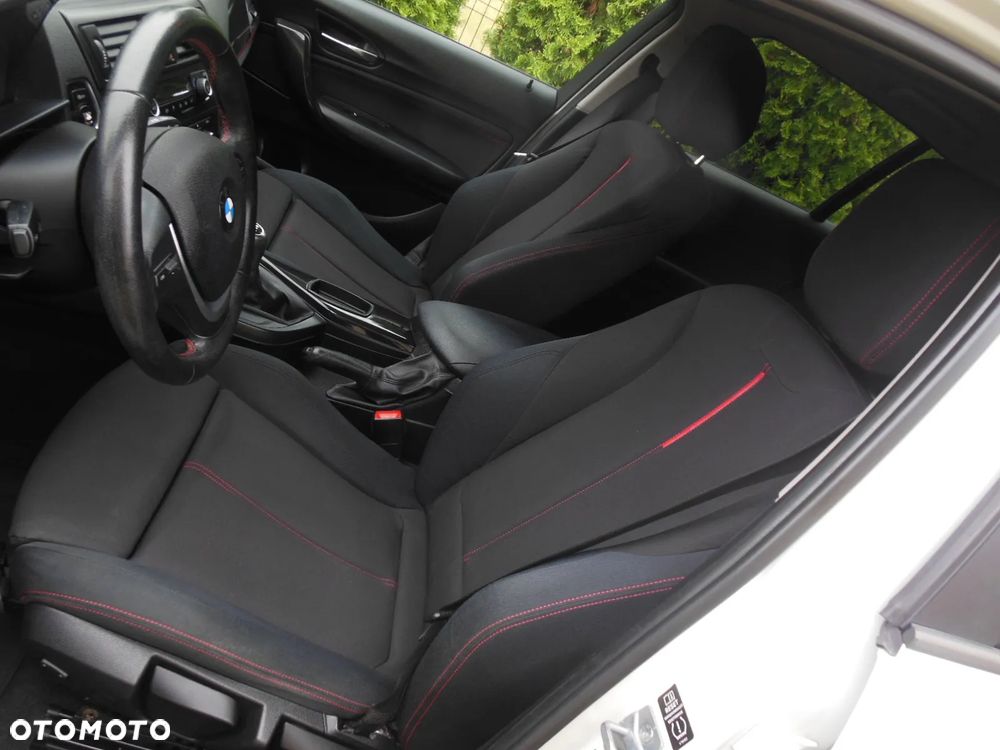 BMW Seria 1 118i Sport Line - 13