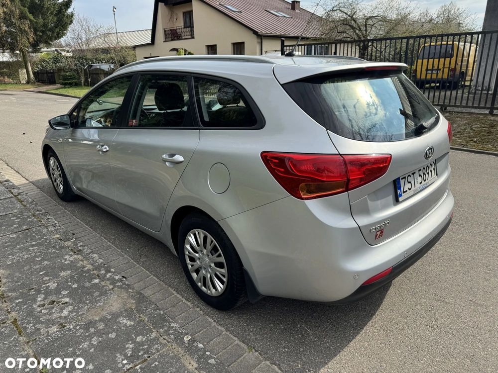 Kia Ceed 1.6 GDI M DCT - 5