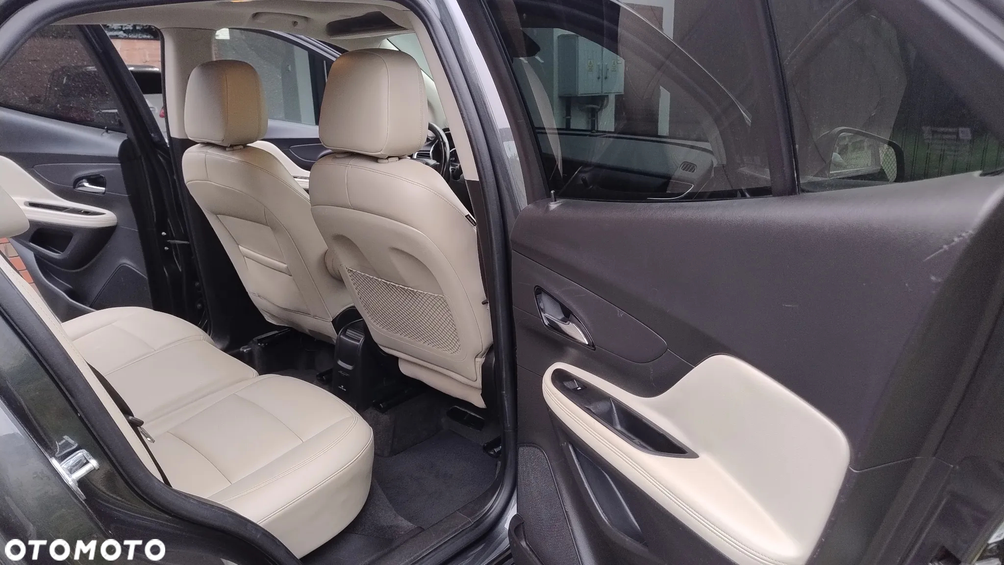 Buick Encore - 3