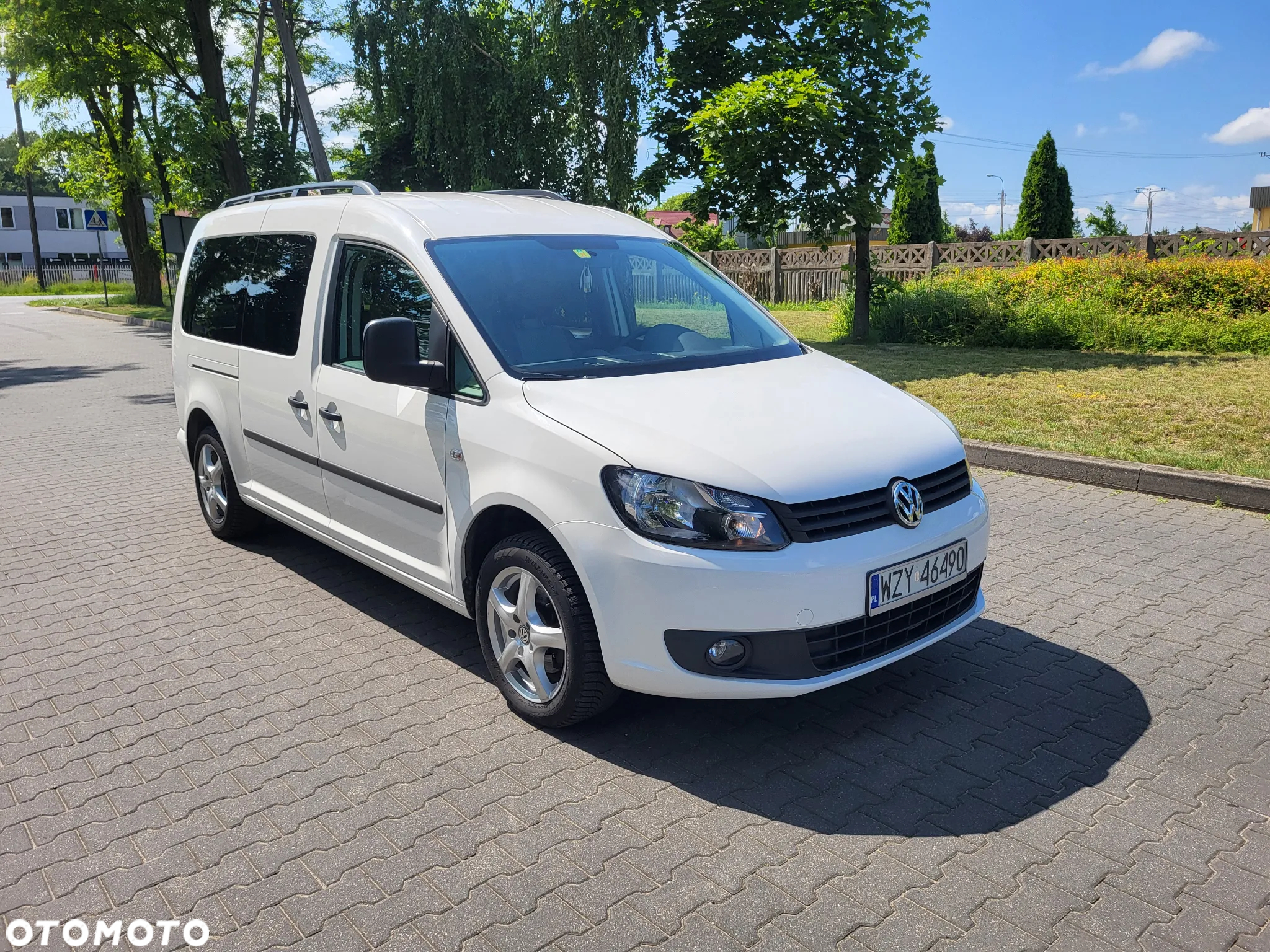 Volkswagen Caddy Maxi 1.6 TDI Trendline Mixt - 10