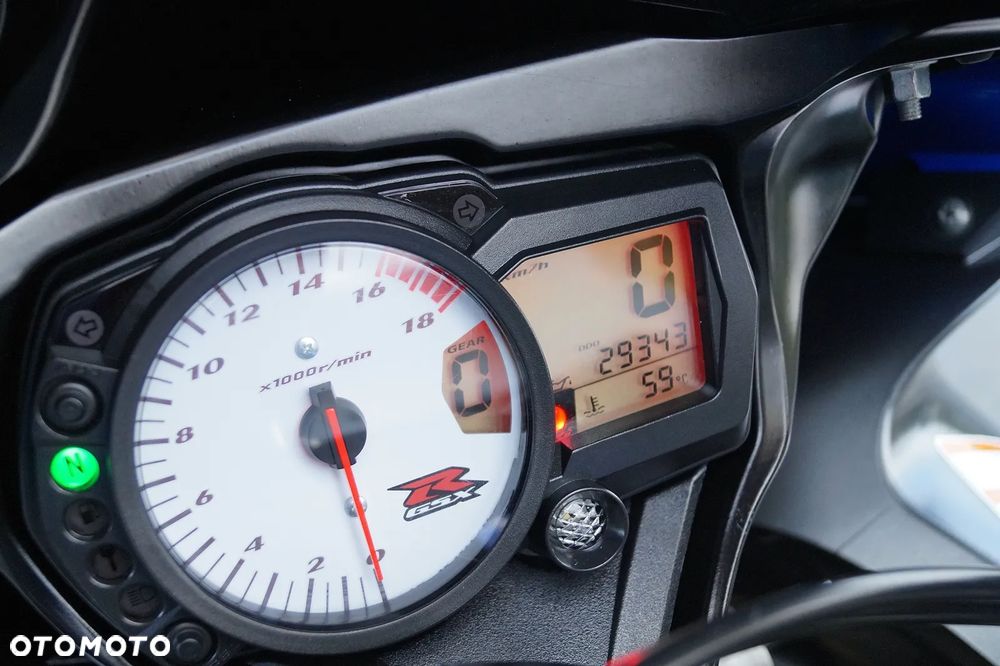 Suzuki GSX-R - 20