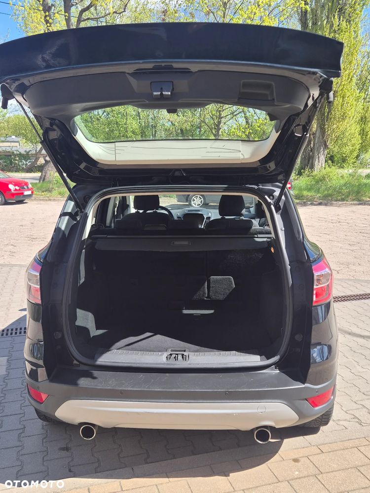 Ford Kuga 1.5 EcoBoost 2x4 Titanium - 13
