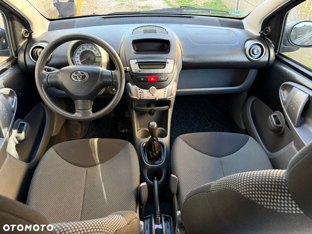 Toyota Aygo - 5