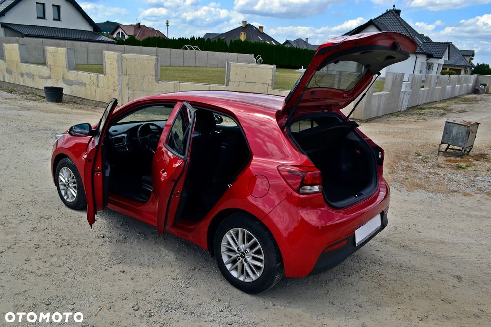 Kia Rio 1.4 CRDi 77 Dream-Team Edition - 11
