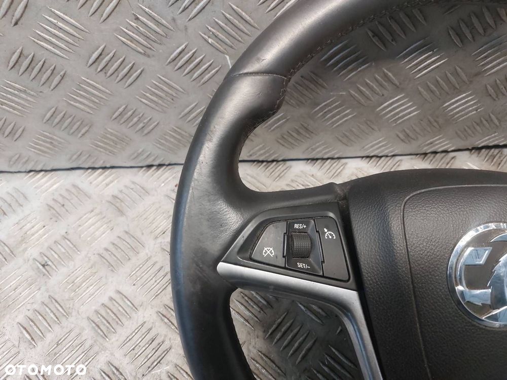 KIEROWNICA + PODUSZKA OPEL INSIGNIA A 13306885 - 2
