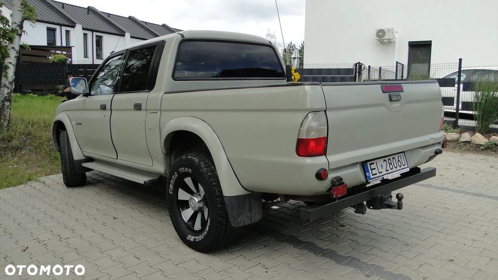 Mitsubishi L200 2.5 TD Intense - 12