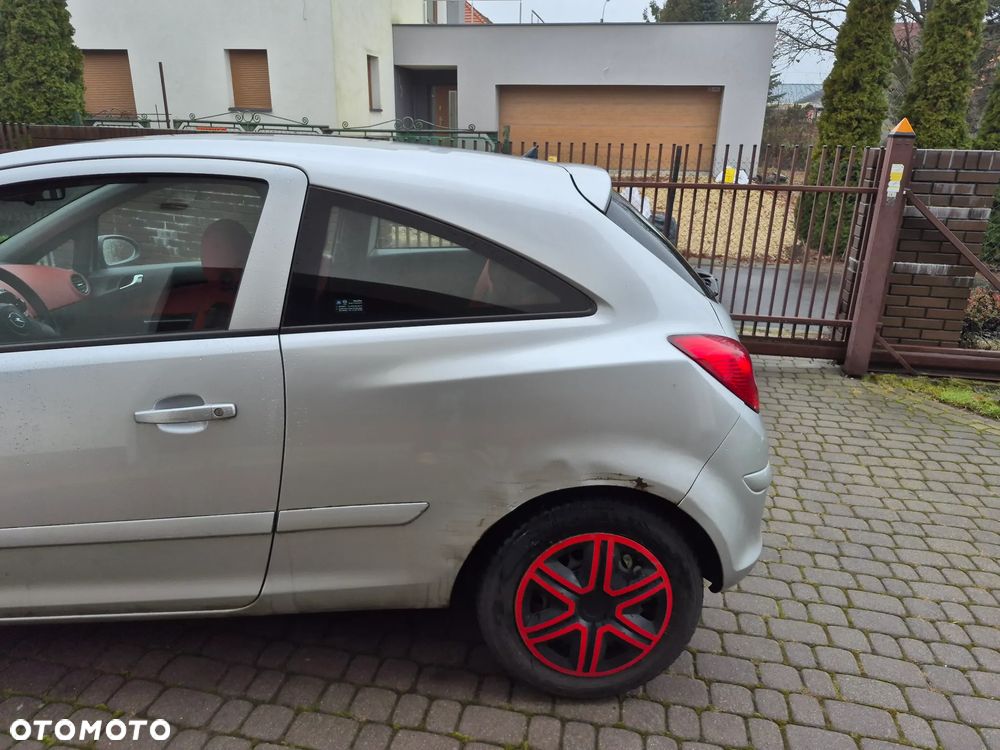 Opel Corsa 1.2 16V Enjoy - 12