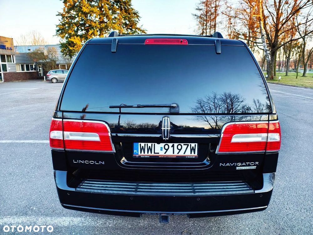 Lincoln Navigator 5.4 4x4 - 8