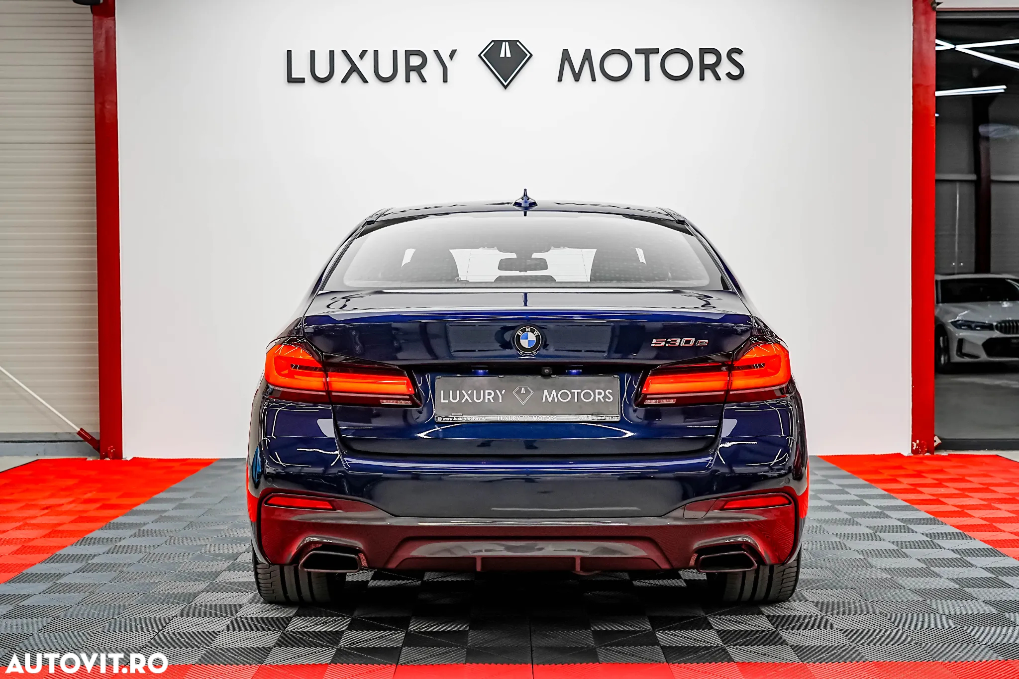 BMW Seria 5 530e Aut. M Sport Edition - 18
