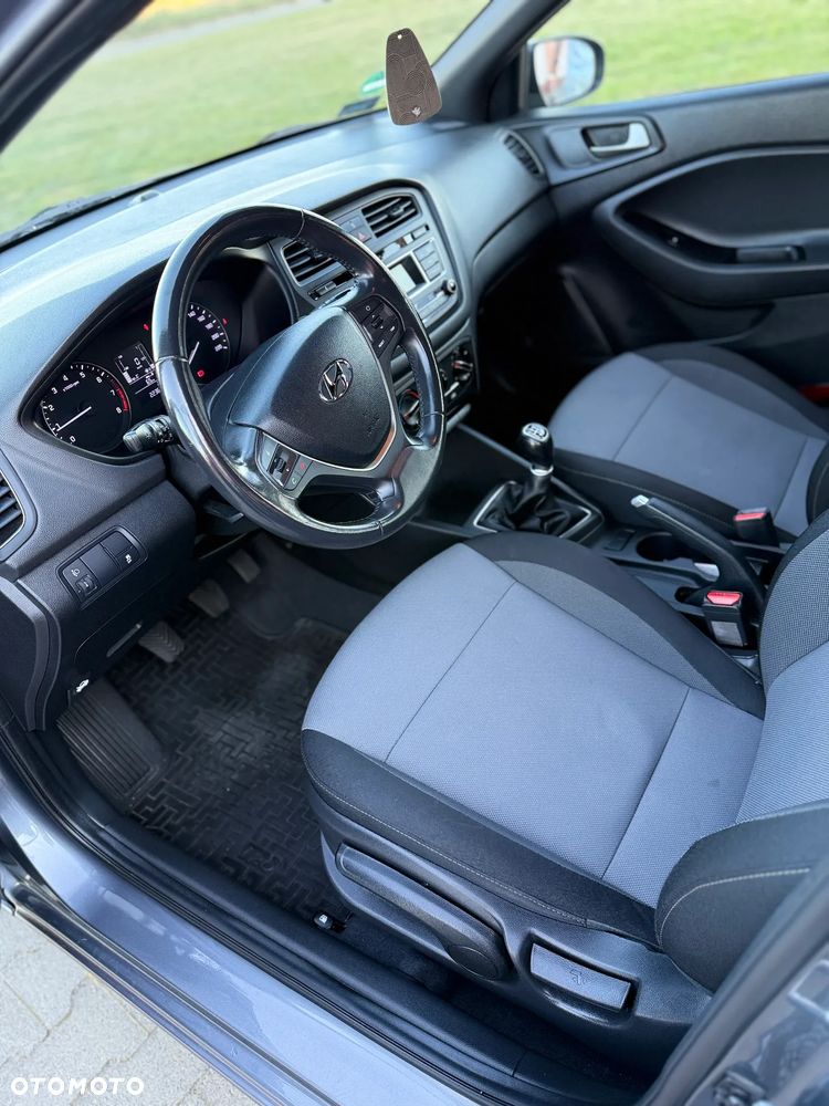 Hyundai i20 1.2 Comfort - 17