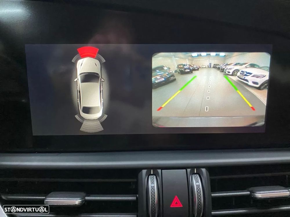 Alfa Romeo Giulia 2.2 D Super AT8 - 12
