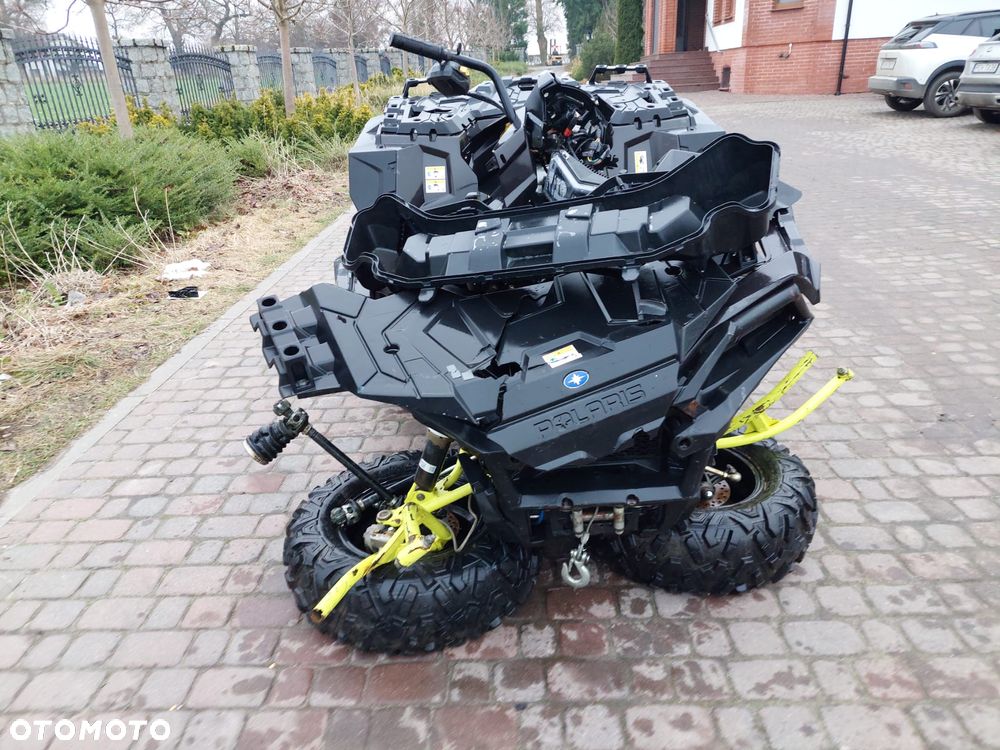 Polaris Sportsman - 12