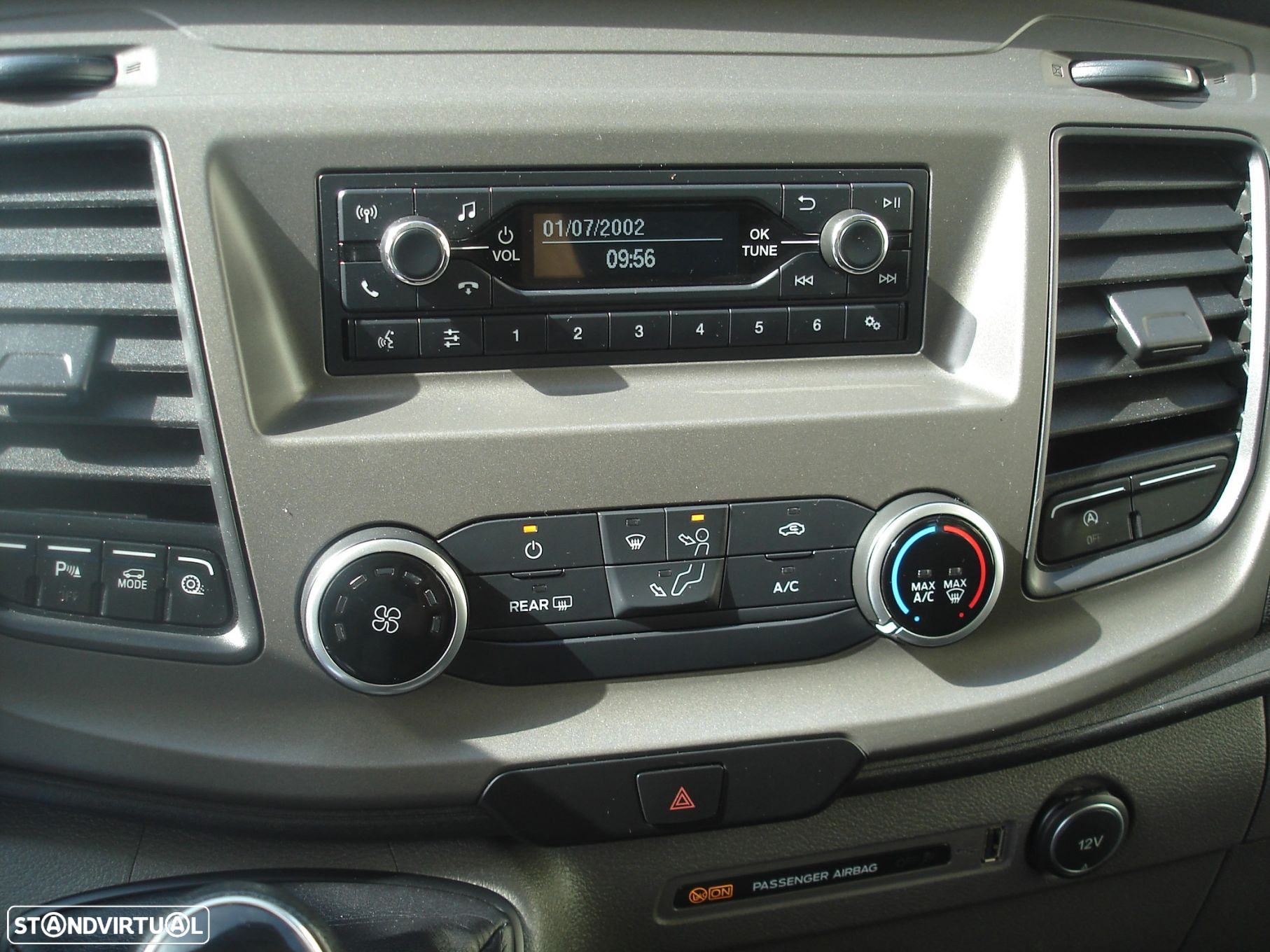 Ford Transit - 11
