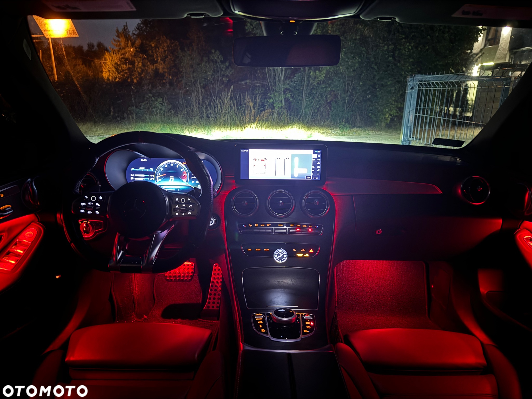 Mercedes-Benz Klasa C 43 AMG 4MATIC - 13