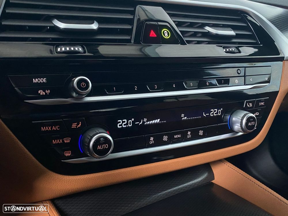 BMW 520 d Pack M Auto - 23