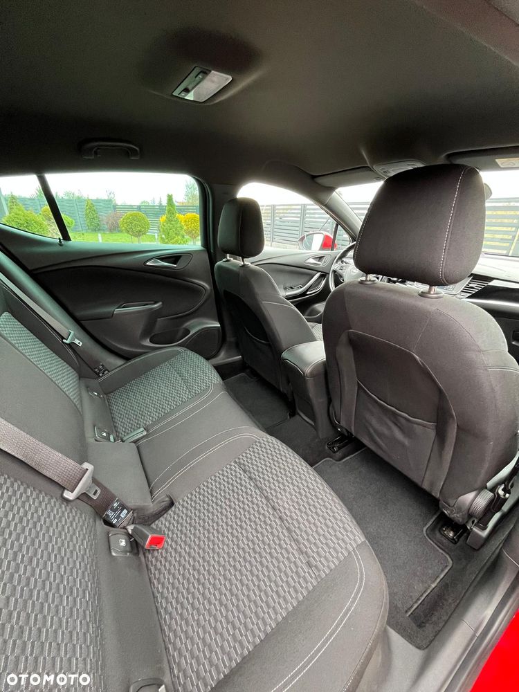 Opel Astra 1.4 Turbo Dynamic - 32