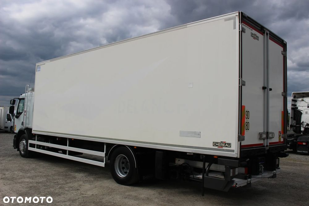 Renault D320 CHŁODNIA/*CARRIER* 1150mt /CHEREAU/TYLNE DRZWI / KAB.SYPIALNA/ EURO 6/*SERWIS FR*/ SUPER STAN - 6