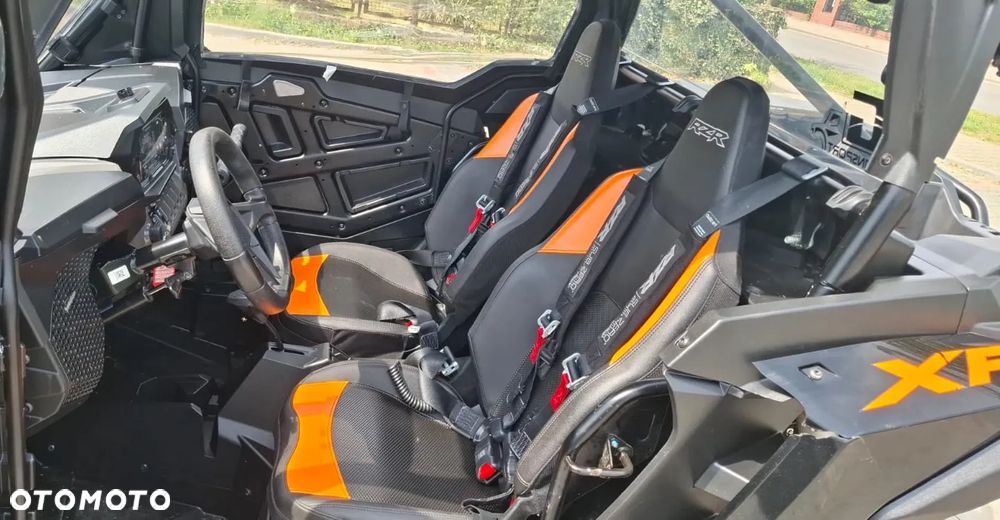 Polaris RZR - 9