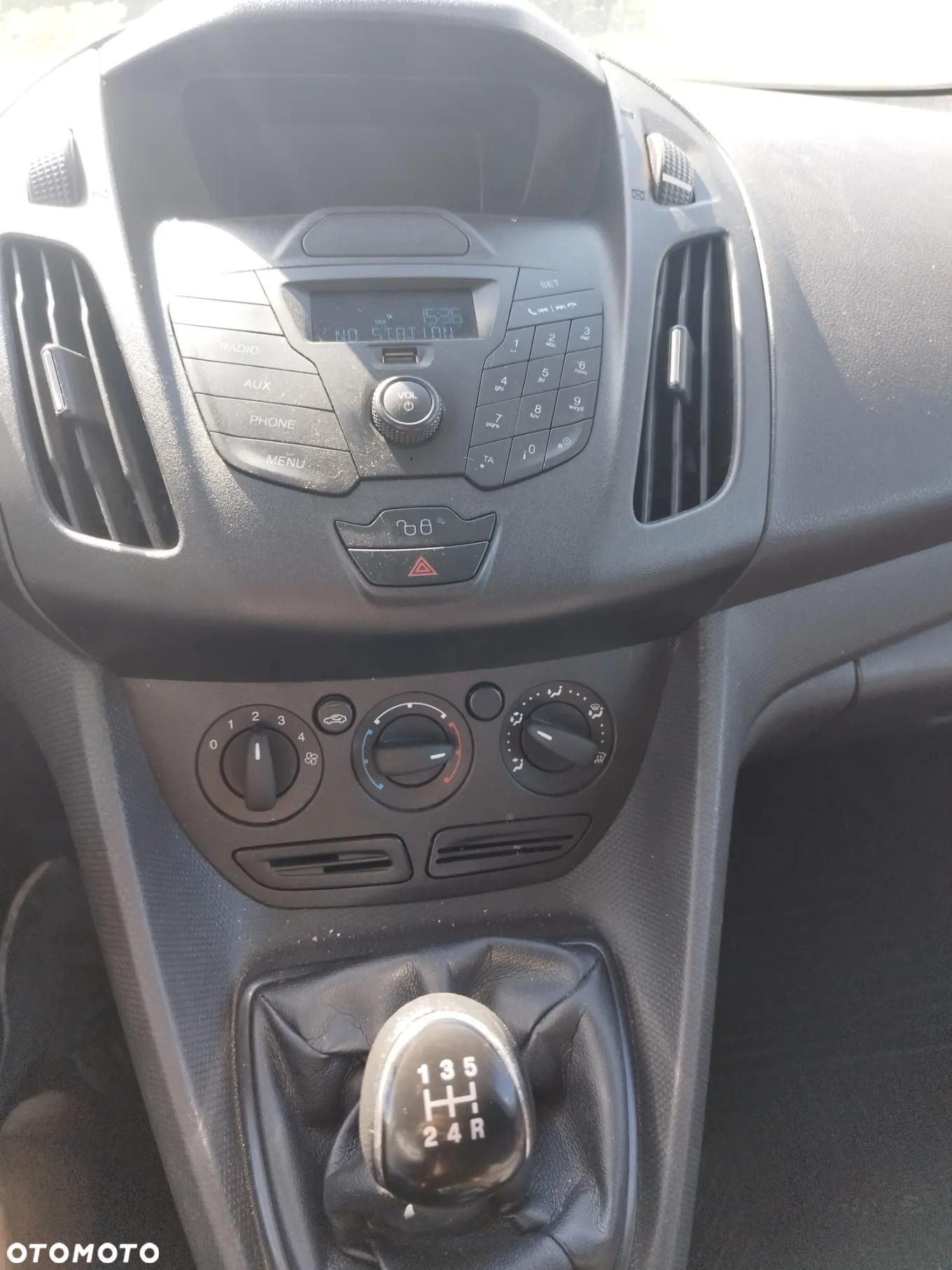 Ford Connect - 16