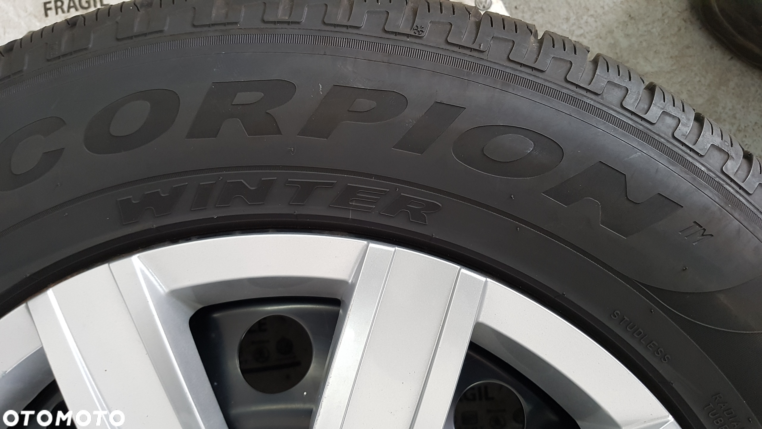 OPONY ZIMOWE PIRELLI SCORPION 215/65R17 215/65/17 - 6