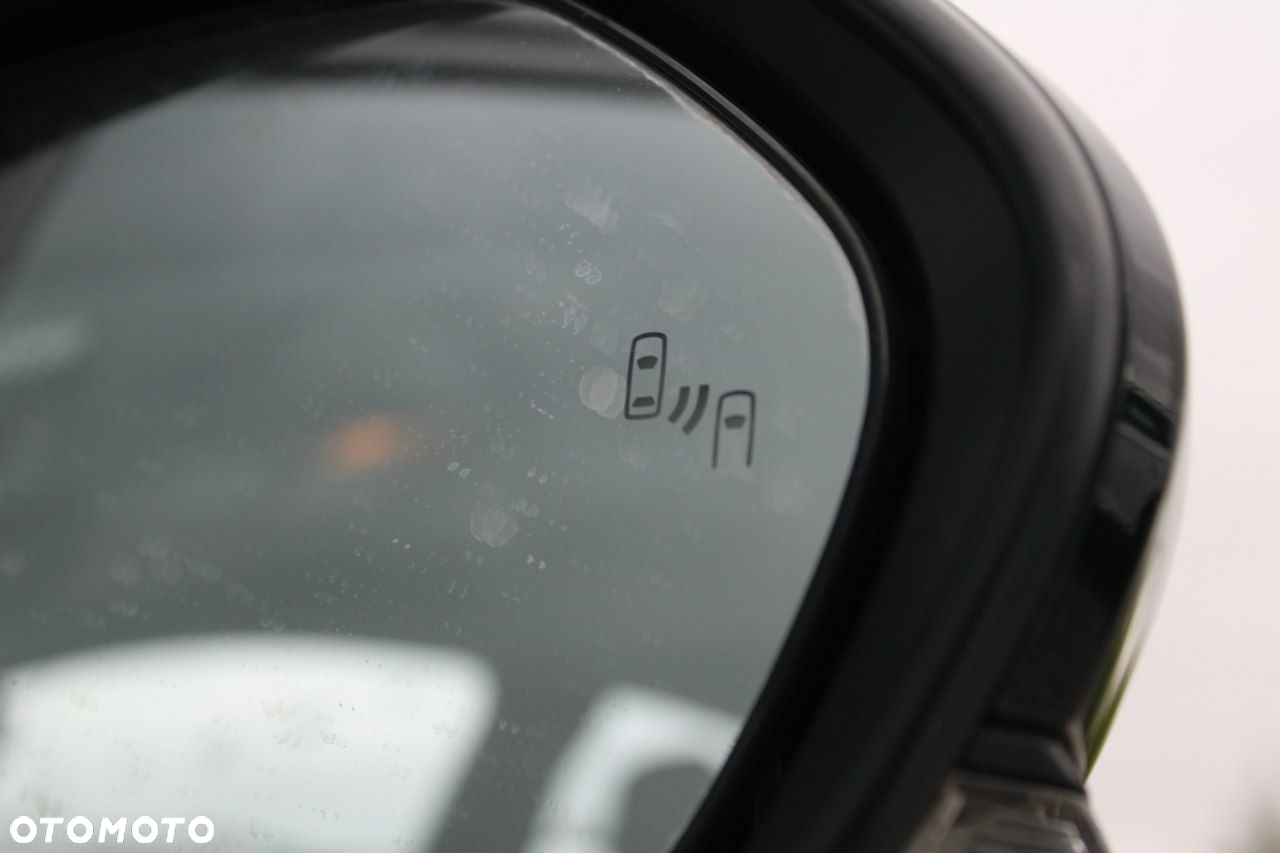 Toyota Prius - 31