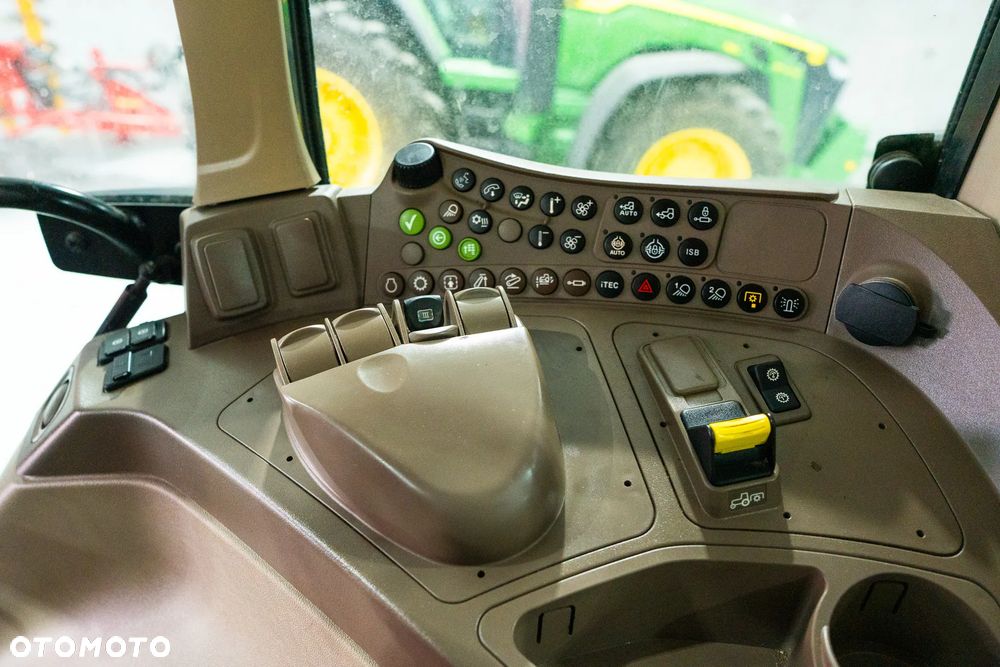 John Deere 6195M - 9