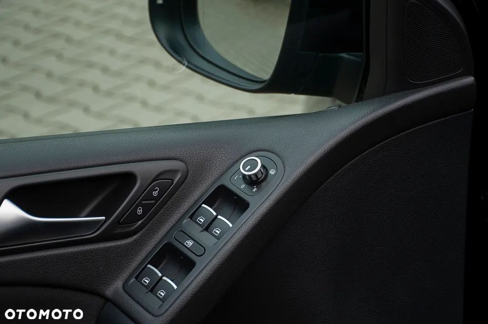 Volkswagen Golf 2.0 TDI DPF GT Sport - 38