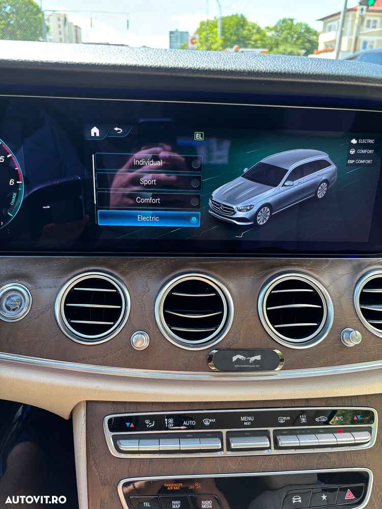 Mercedes-Benz E 300 de 9G-TRONIC Exclusive - 17