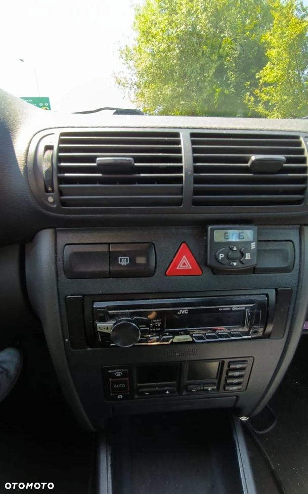 Audi A3 1.9 TDI Ambiente - 5