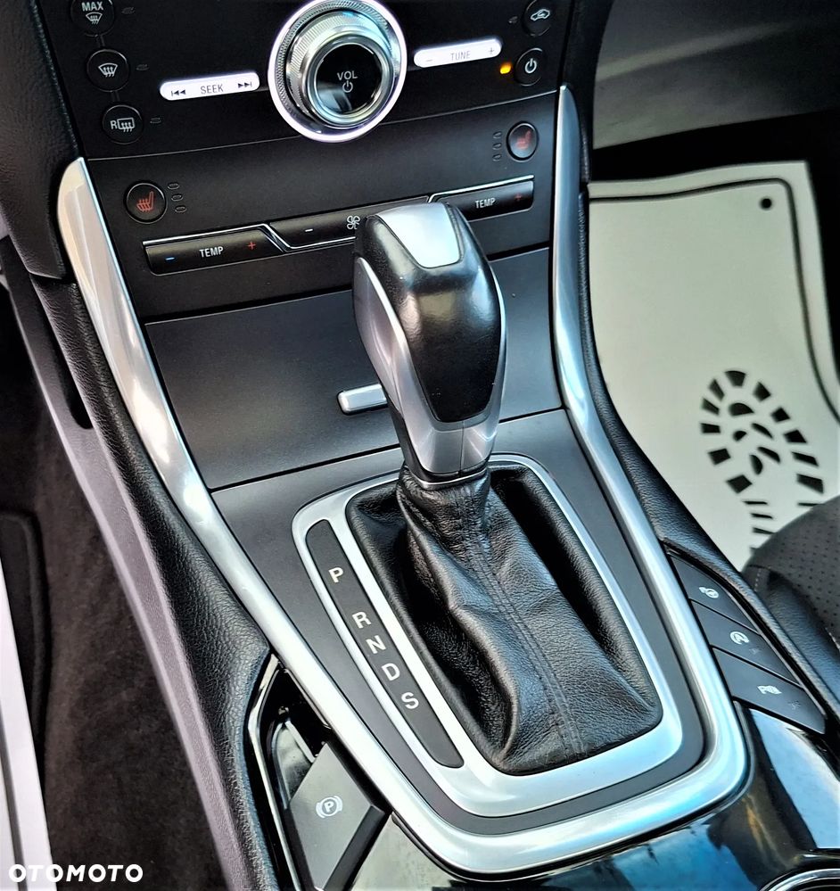 Ford Edge 2.0 TDCi Bi-Turbo 4x4 ST-LINE - 19